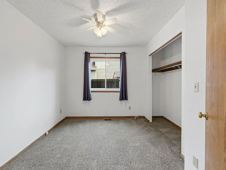 1375 W 45th St — Photo 13