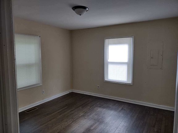 5th image of 203 Hickory Dr