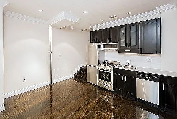 1st image of 407 E 81st St APT 2D