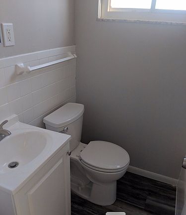 4th image of 11810 Williamson Ave APT 4