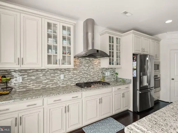 23491 Epperson Sq, Ashburn, VA 20148