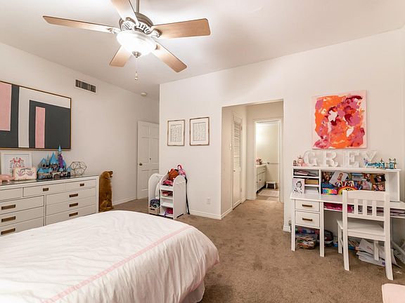 2nd image of 4320 Bellaire Dr S APT 205