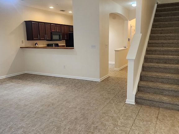 4th image of 1575 Biscayne Bay Dr