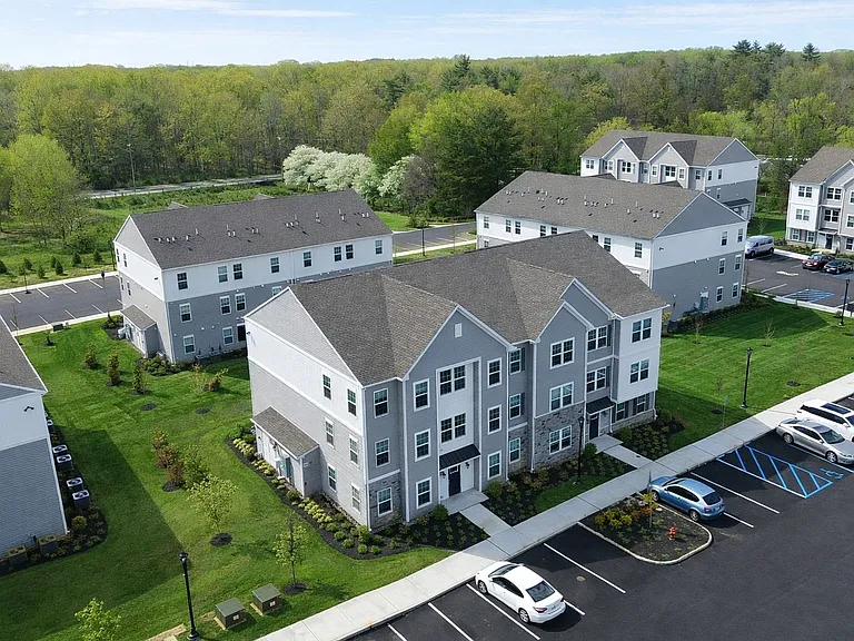 Rancocas Pointe Apartments — Photo 8
