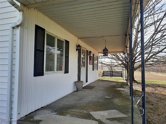 3rd image of 1359 Township Road 956