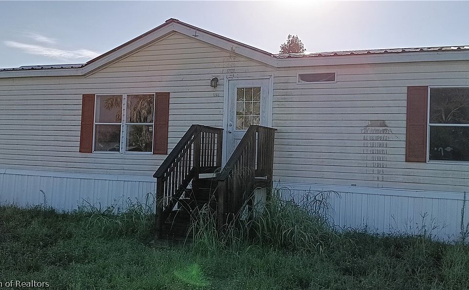 1st image of 1262 Blue Jay Rd