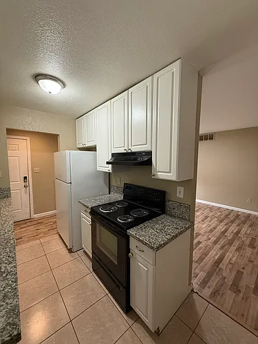 933 Carro Dr #4 Photo 1