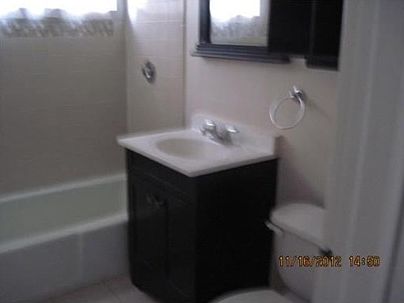 5th image of 26E Shrewsbury Green Dr