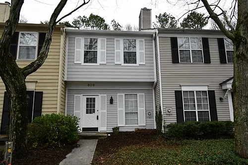 306 Wedgewood Way Photo 1