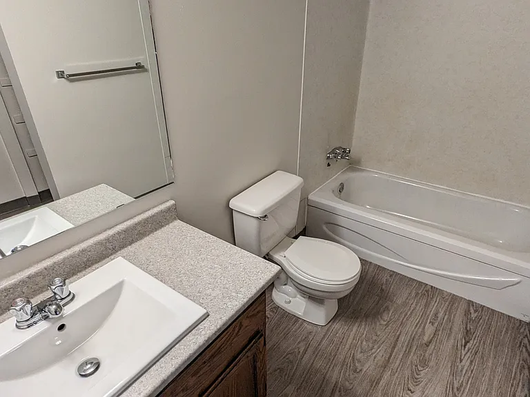 226 Fairmont Dr — Photo 15