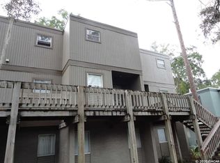 713 SW 75th St APT 202, Gainesville, FL 32607