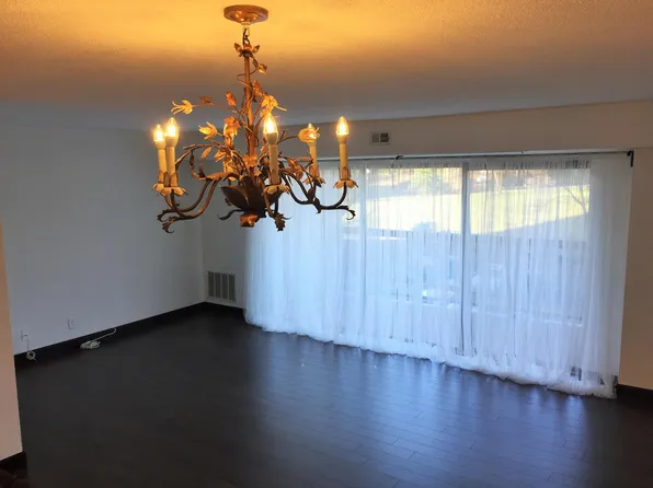 205 Yoakum Pkwy, Alexandria, VA