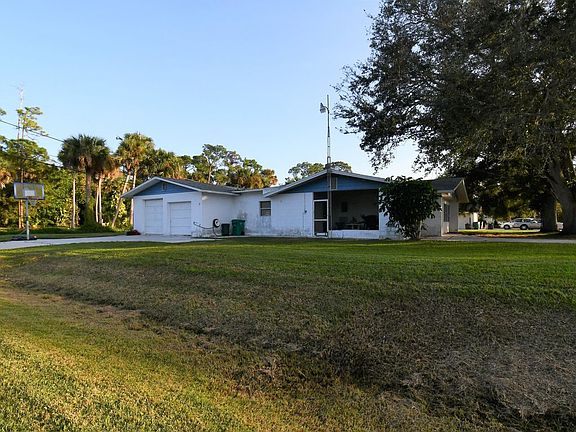 5th image of 4414 Areca Palm Dr