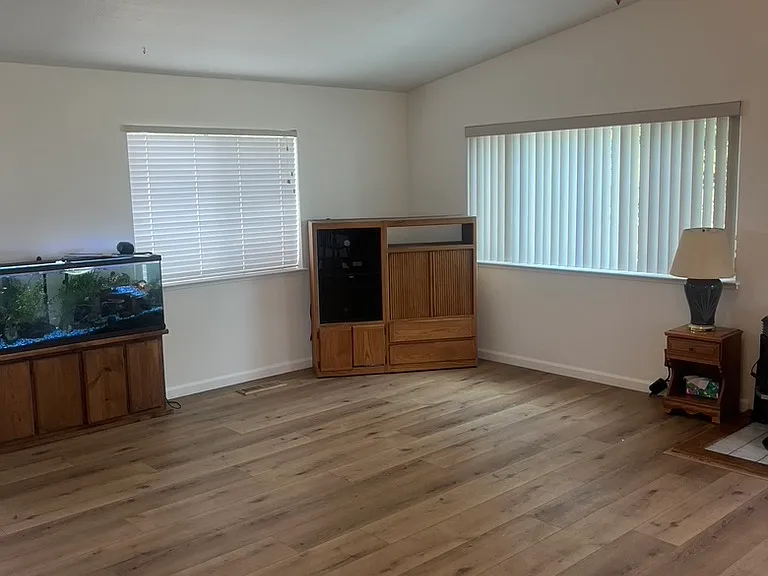5014 Sandmound Blvd — Photo 3