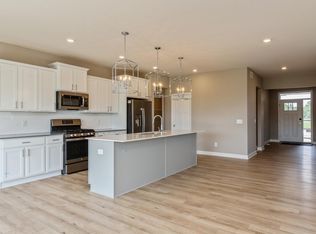 10625 Juneau Ln N, Osseo, MN 55369