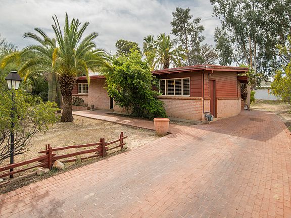 4th image of 3804 E Calle De Soto