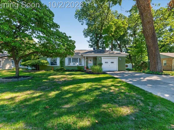 5882 N Parent St, Westland, MI 48185