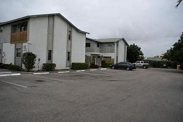 2nd image of 4320 Lilac St APT 3A