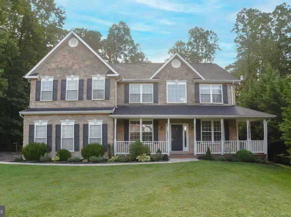 2720 Queensberry Dr, Huntingtown, MD 20639