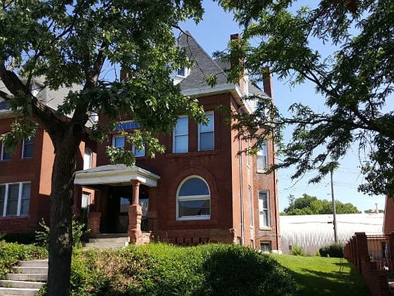 2nd image of 4009 Westminster Pl