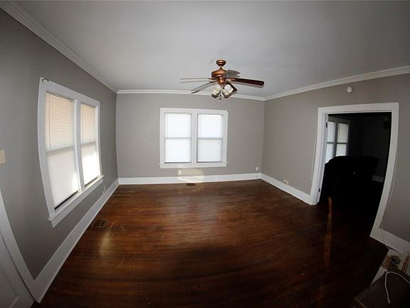 3rd image of 501 S Main St