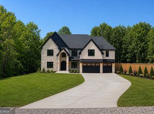 3275 Smithtown Rd, Suwanee, GA 30024