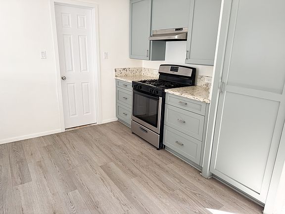 5th image of 7701 Tampa Ave