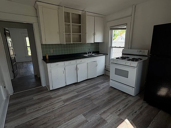 3rd image of 612 Fulton Rd NW #2
