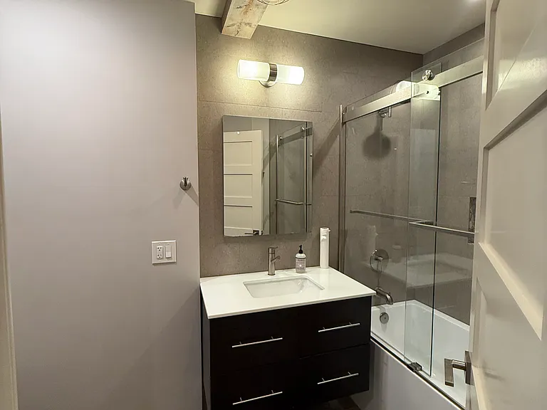1623 Neptune Ave — Photo 11