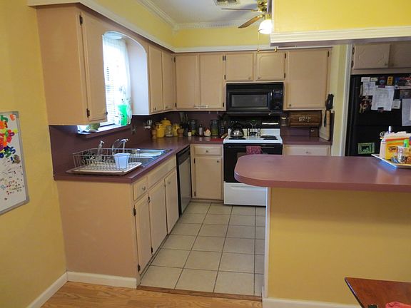 2nd image of 2310 NW 75th St