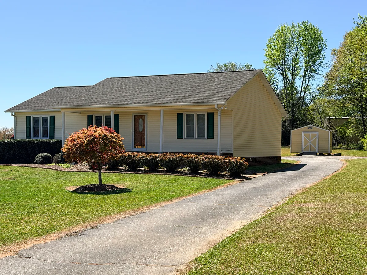 Building Photo - 3230 Old Furnace Rd