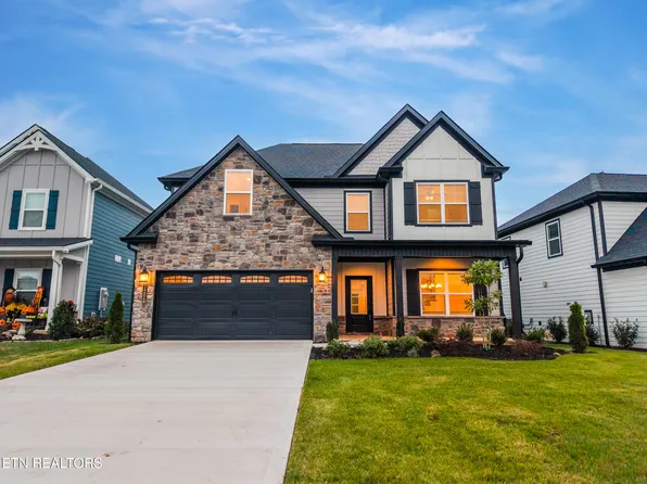 1206 Fort Craig Trl, Maryville, TN 37803