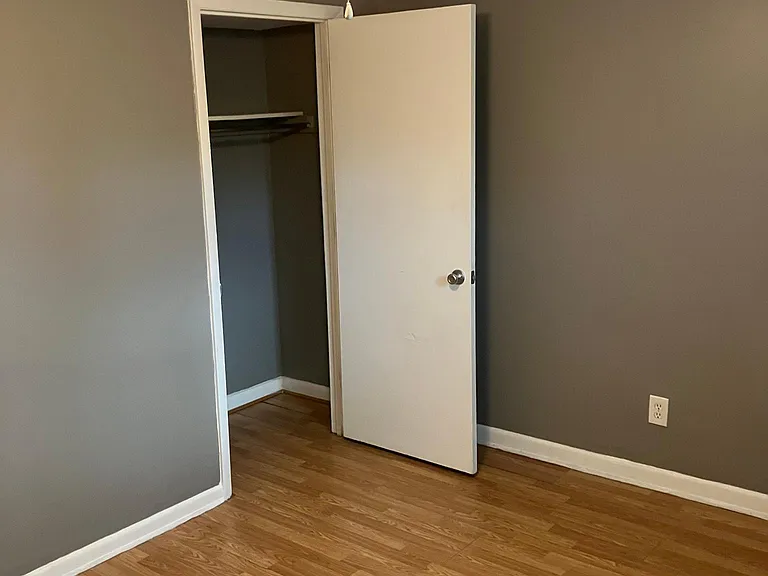720 Ferdinand Ave SW #21 — Photo 16