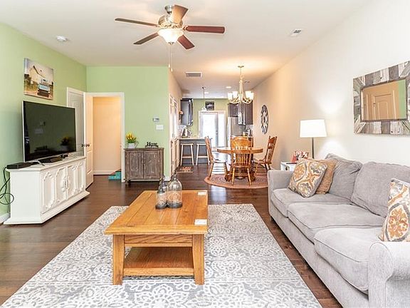 5th image of 7358 Pebble Lake Dr Unit 1
