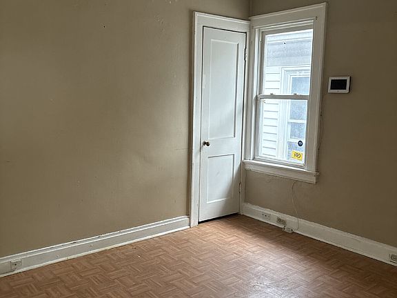 3rd image of 4743 Plover Ave
