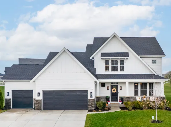 20062 Chatham Green Dr, Westfield, IN 46074