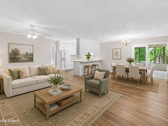 5th image of 103 Beale Court Dr