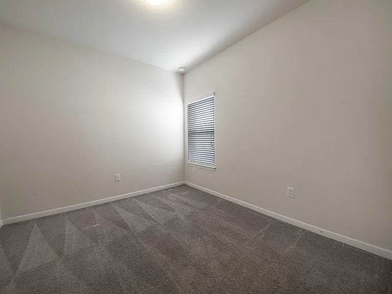 14002 Madrigal Ln — Photo 54
