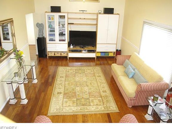 5th image of 1212 Heatherstone Dr