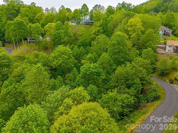 5th image of 104 Campbell Mountain Dr