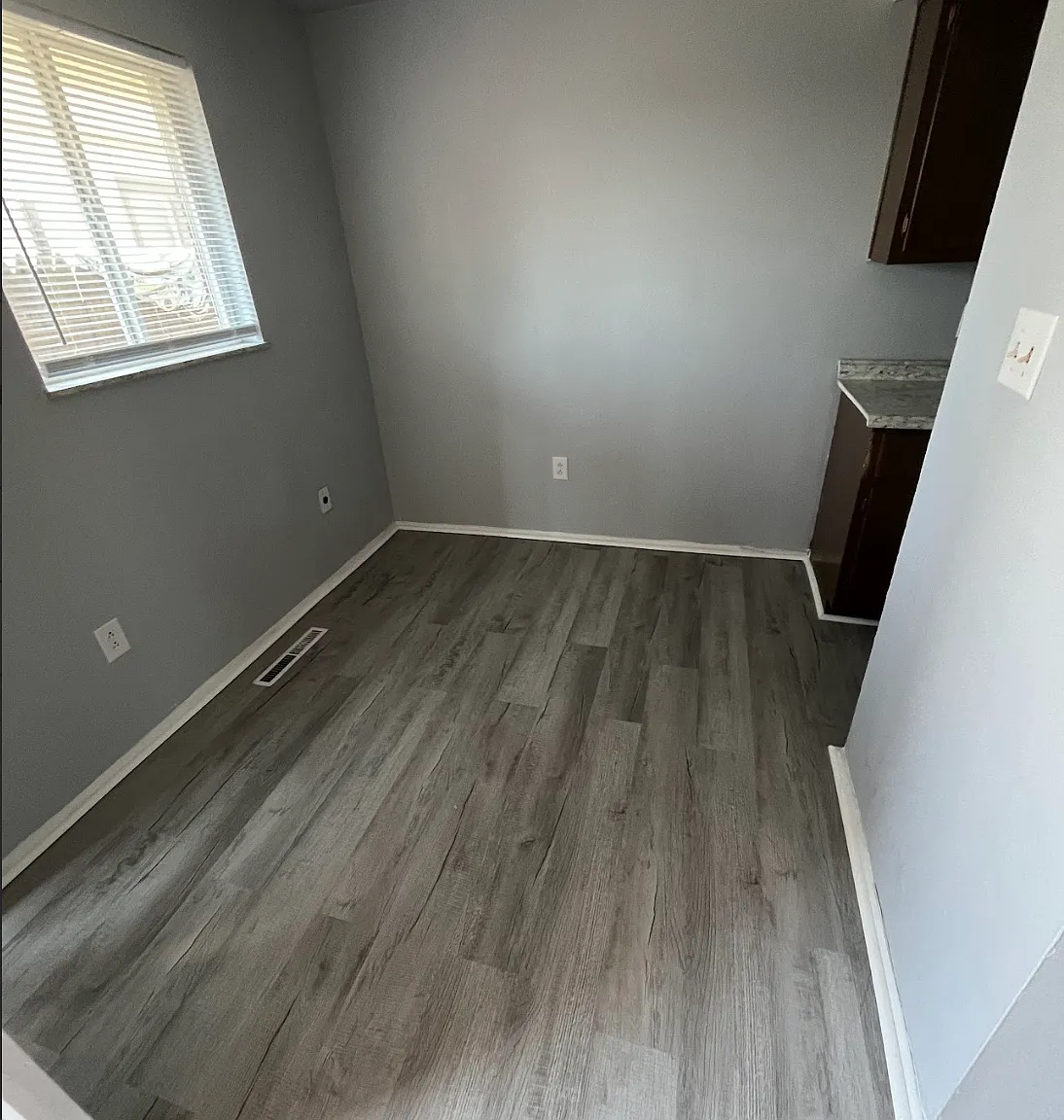 564 Brandt St — Photo 4