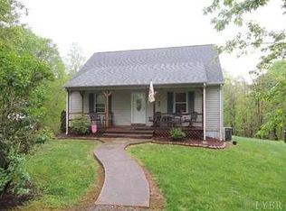 102 Dolphins Dr, Monroe, VA 24574
