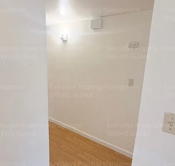 2425 Westholme Blvd — Photo 11