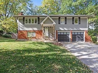 1017 SW 14th Street Ter, Blue Springs, MO 64015