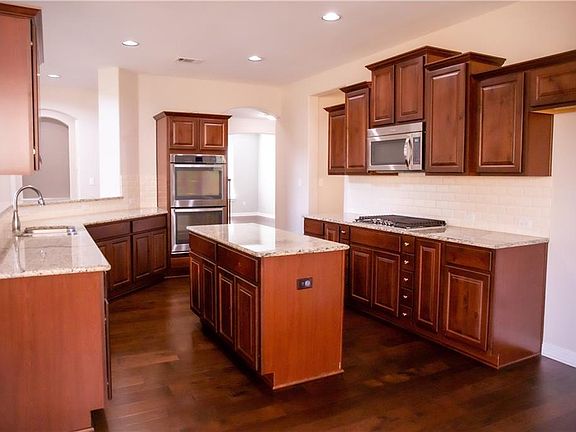 4th image of 2711 Saint Paul Rivera Ln