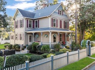 9 Maple Ave, Sea Cliff, NY 11579