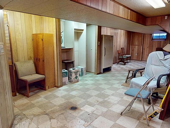 3rd image of 3701 Kenway St