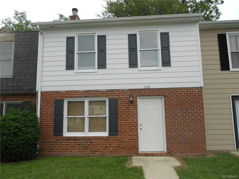 1st image of 208 Knightsmanor Ct