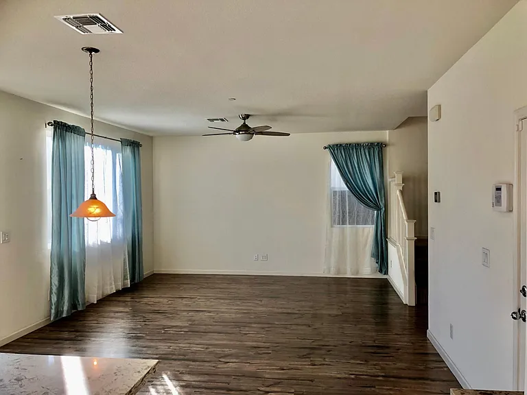 6154 Mehrten Cir — Photo 4
