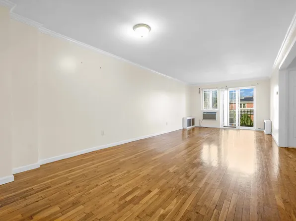 20-39 49th Street image 13 of 37